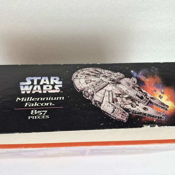 95 Star Wars Millennium Falcon 3D 857 Piece Foam Puzzle Milton Bradley Complete - Picture 16 of 16